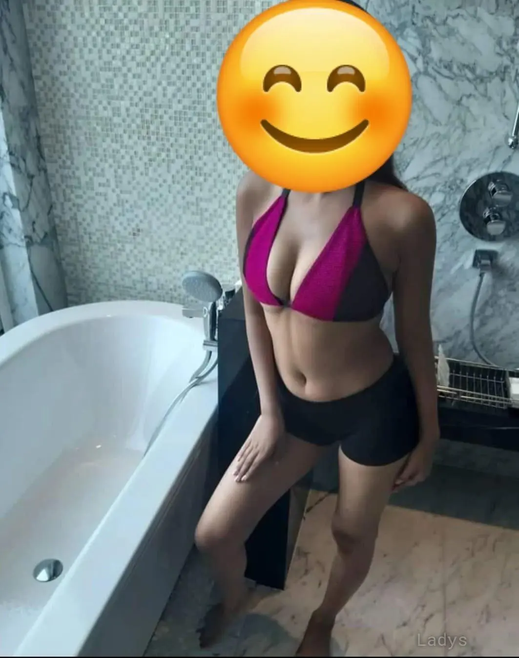 Mahima, 23 years european escort girl, height 164 sm, Weight kg, skipthegames Delhi