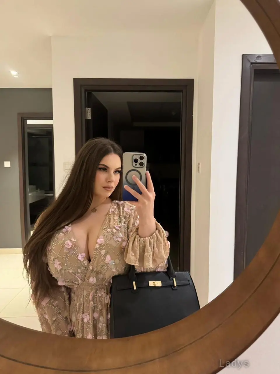 Kaisa, 22 years european escort girl, height 156 sm, Weight  kg, skipthegames Doha