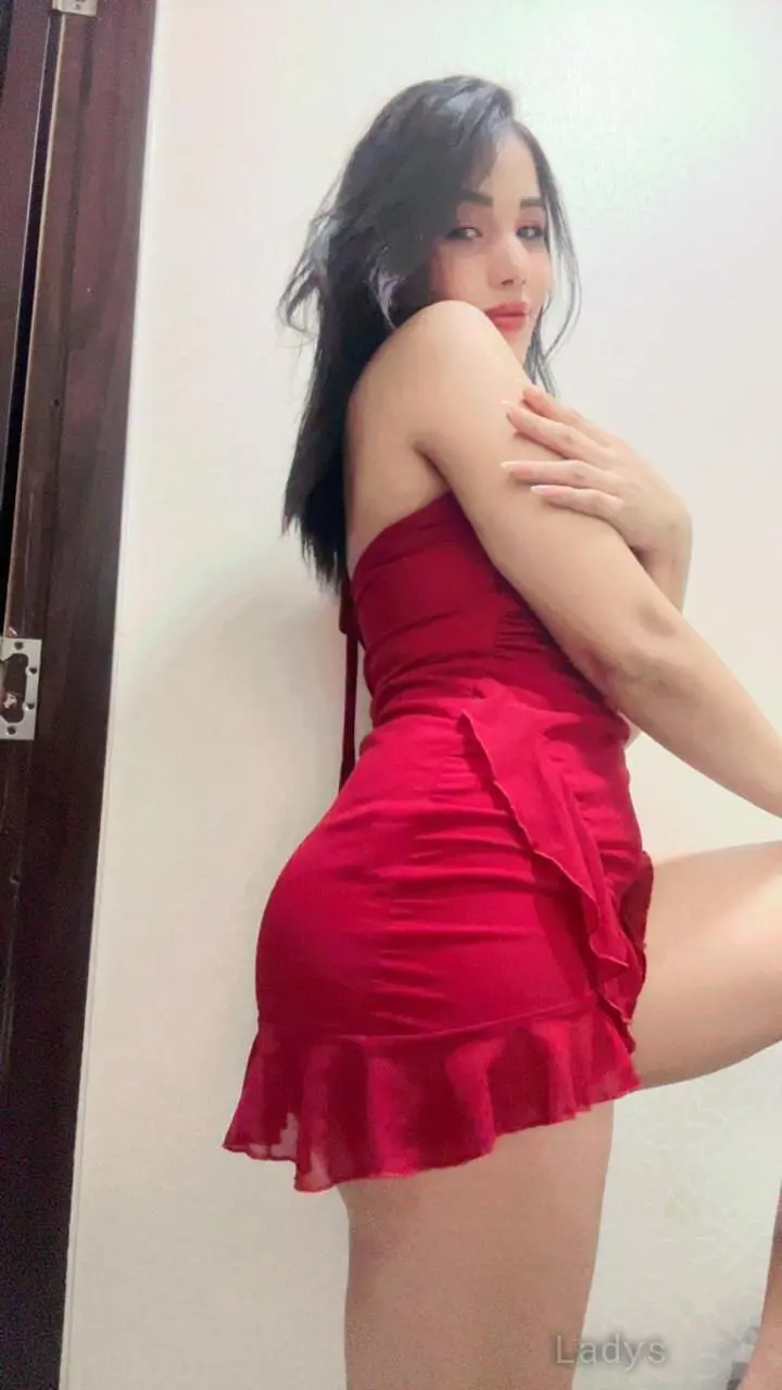 Samah, 24 years european escort girl, height 160 sm, Weight  kg, skipthegames Dubai