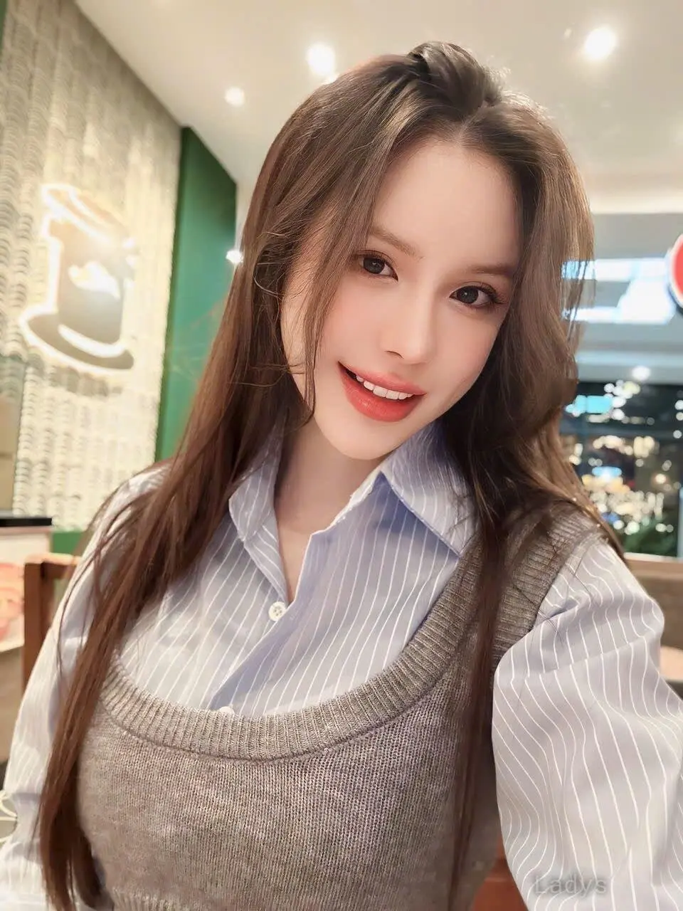 Lily, 23 years european escort girl, height 162 sm, Weight kg, skipthegames Ho Chi Minh