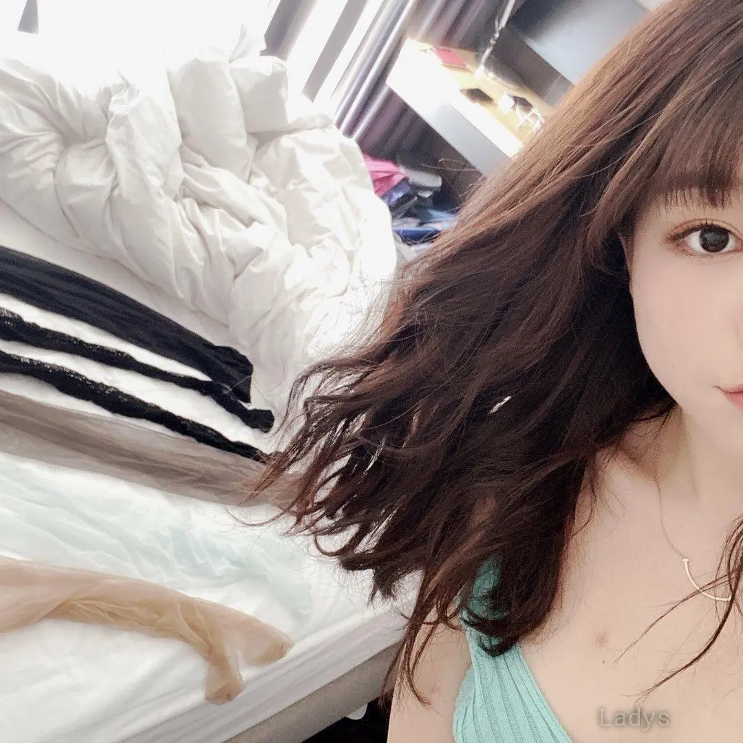Akuamarin, 24 years european escort girl, height 167 sm, Weight  kg, skipthegames Hong Kong