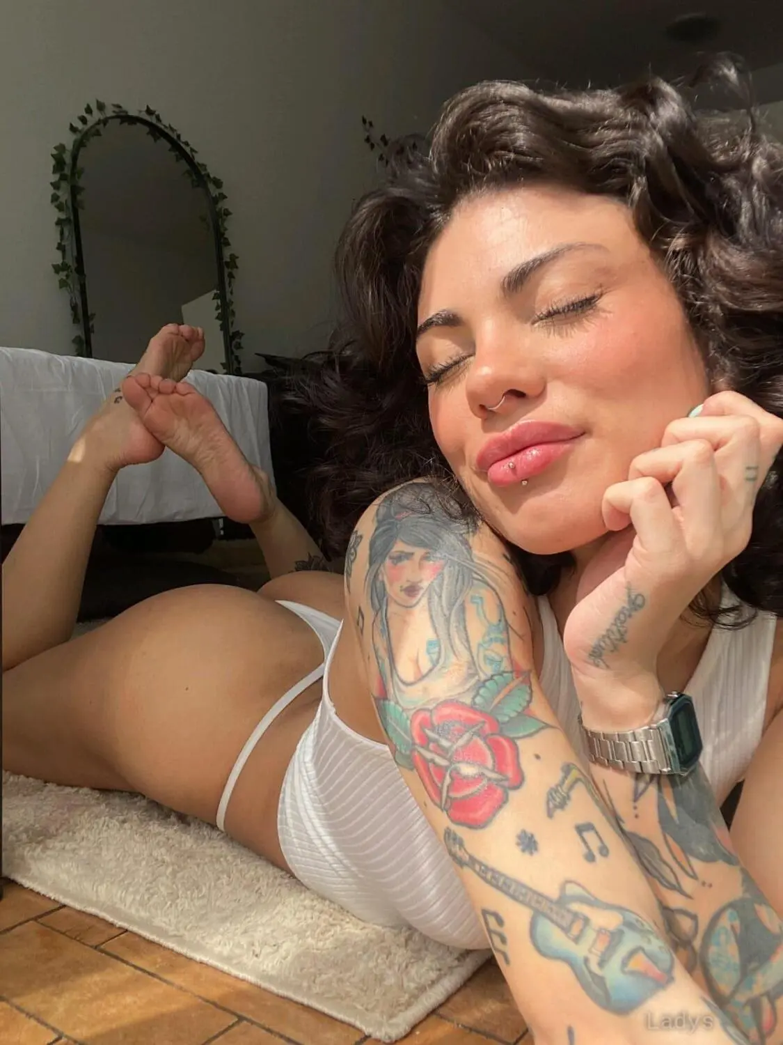 Josiane, 29 years european escort girl, height 132 sm, Weight 47 kg, skipthegames Innsbruck