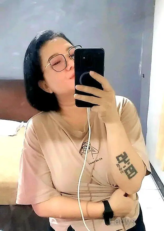 Miya, 35 years european escort girl, height 160 sm, Weight kg, skipthegames Jakarta