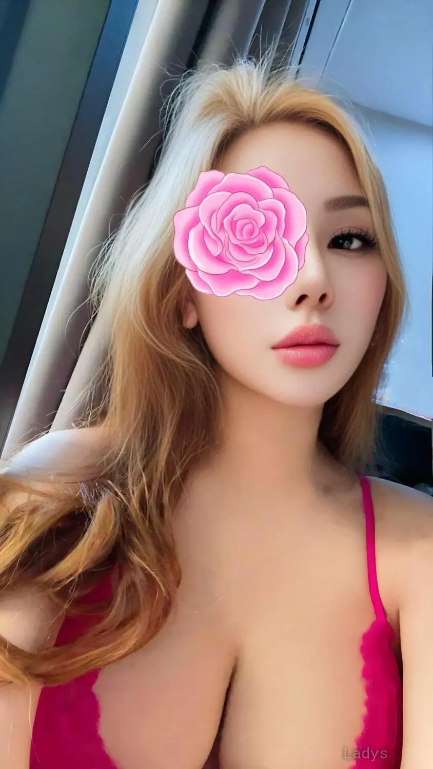 Thalia, 22 years european escort girl, height 163 sm, Weight  kg, skipthegames Kaohsiung