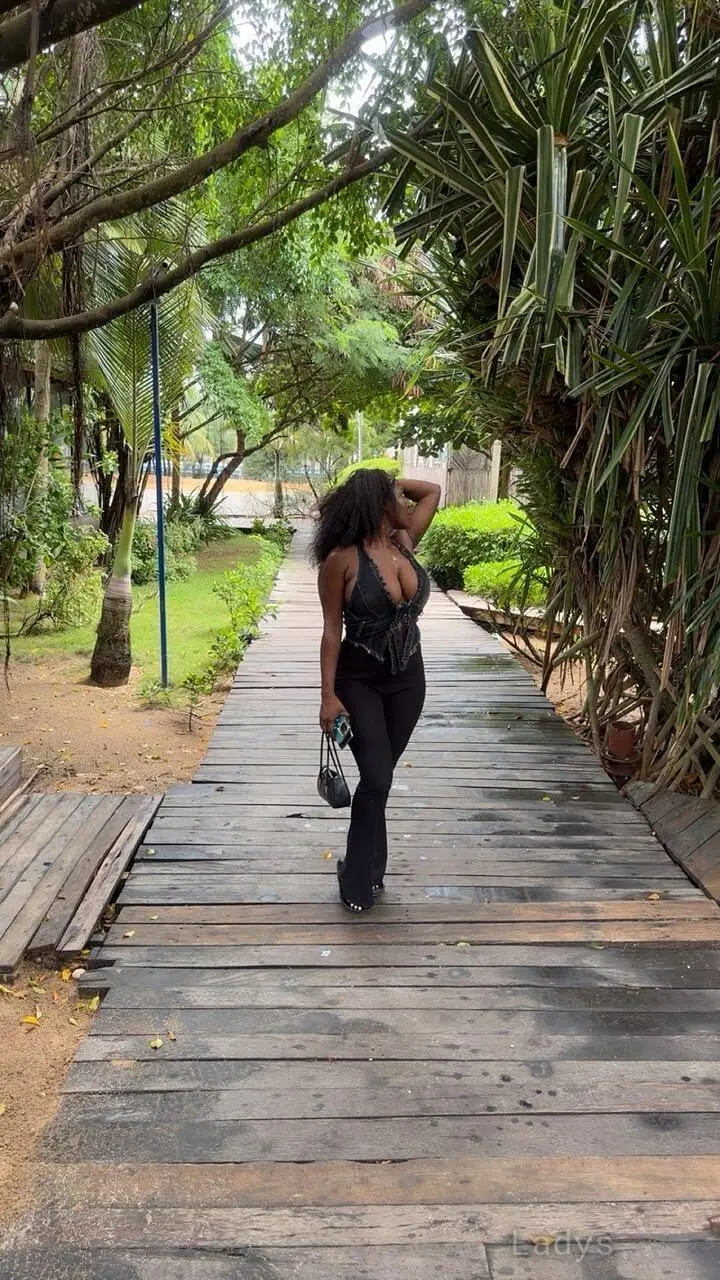 Kimmy, years european escort girl, height sm, Weight kg, skipthegames Lomé