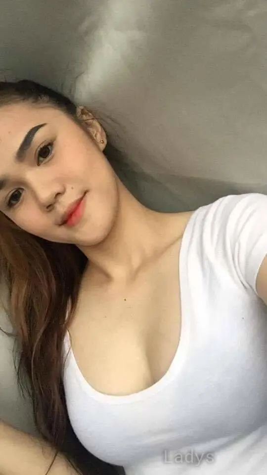 Sunny, 19 years european escort girl, height 153 sm, Weight  kg, skipthegames Makati