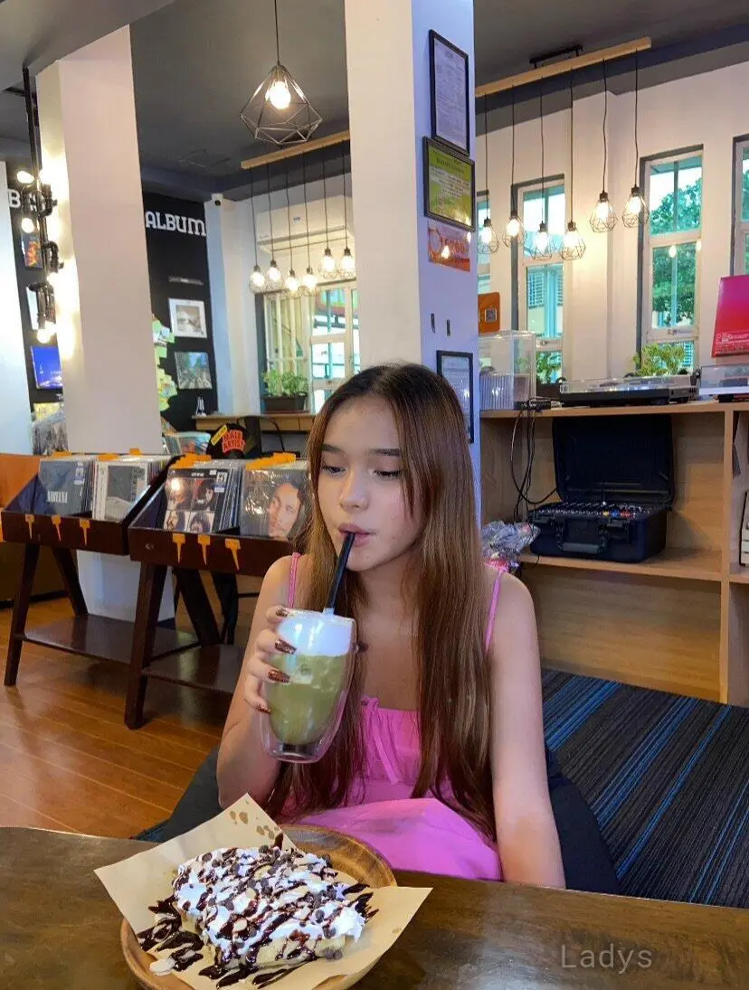 Nica, 18 years european escort girl, height 155 sm, Weight  kg, skipthegames Manila