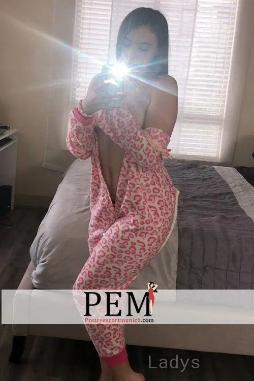 Annabella, 27 years european escort girl, height 168 sm, Weight kg, skipthegames Munich