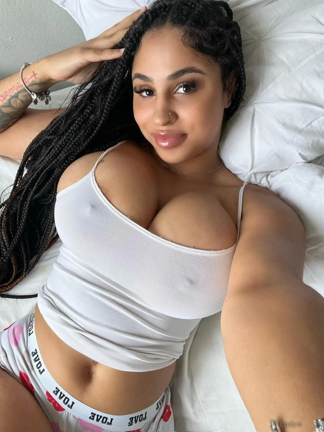 Nikky  mellons, 25 years european escort girl, height 126 sm, Weight 38 kg, skipthegames San Diego