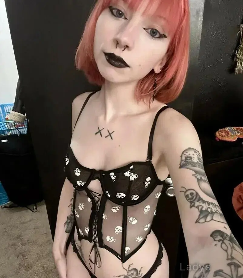 Xxxamberdawn, 23 years european escort girl, height 157 sm, Weight 45 kg, skipthegames San Diego