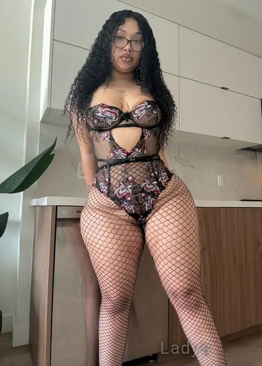 ExpensiveMercedes, 24 years european escort girl, height 167 sm, Weight 69 kg, skipthegames San Fernando Valley