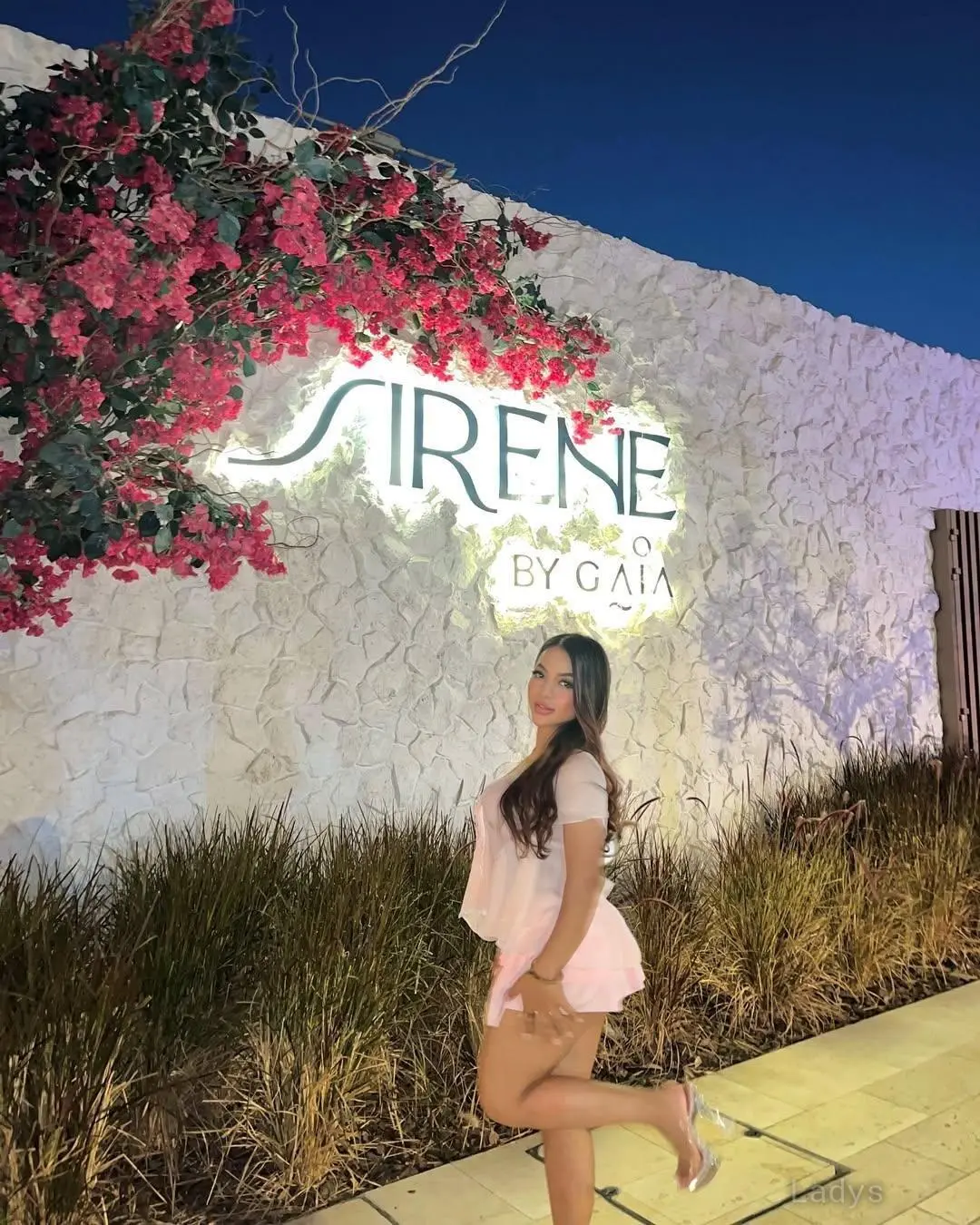 Baby_Bonita Full servies, years european escort girl, height sm, Weight kg, skipthegames Singapore
