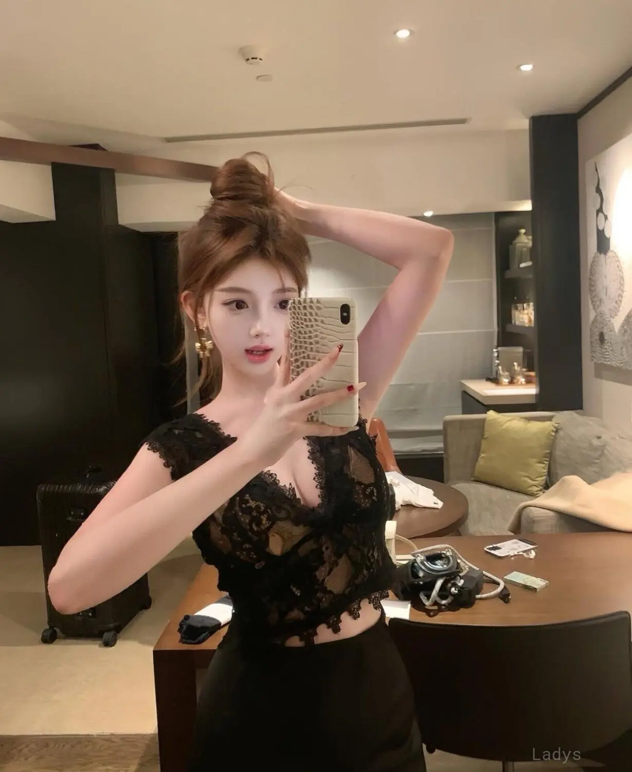 Celeste, 23 years european escort girl, height 163 sm, Weight  kg, skipthegames Taipei