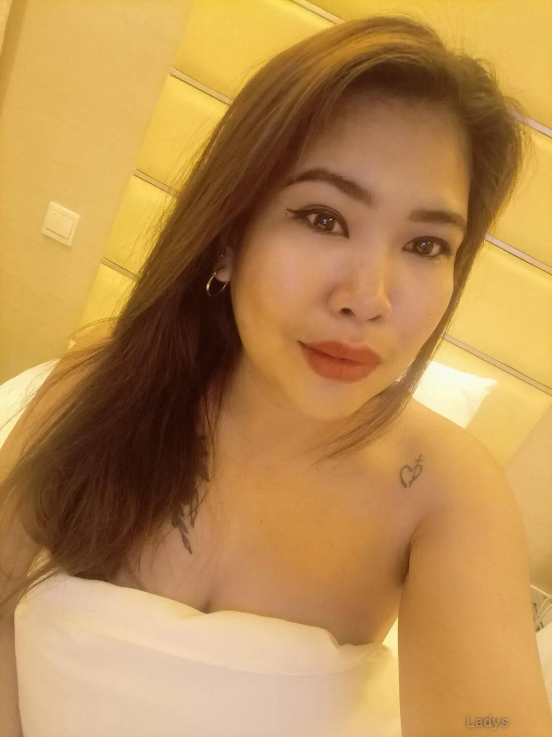 Sofie, 28 years european escort girl, height 155 sm, Weight  kg, skipthegames Táizhōng