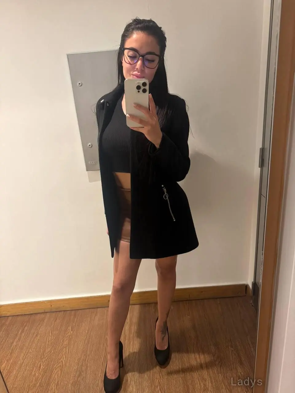 Jessi, 25 years beautiful nude Sofia escorts girl, height 157 sm, Weight 57 kg