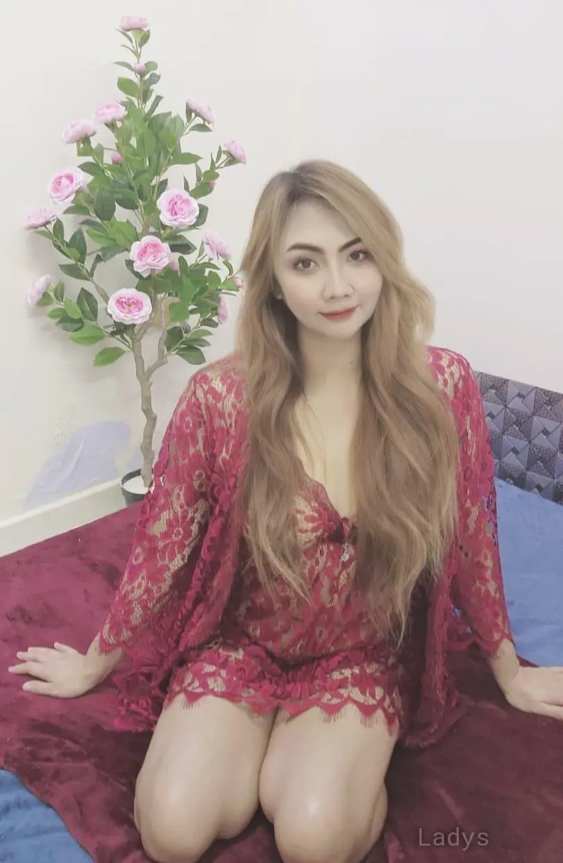 Feaya, 28 years old Sohar escort girl with big tits, height 170 sm, Weight kg