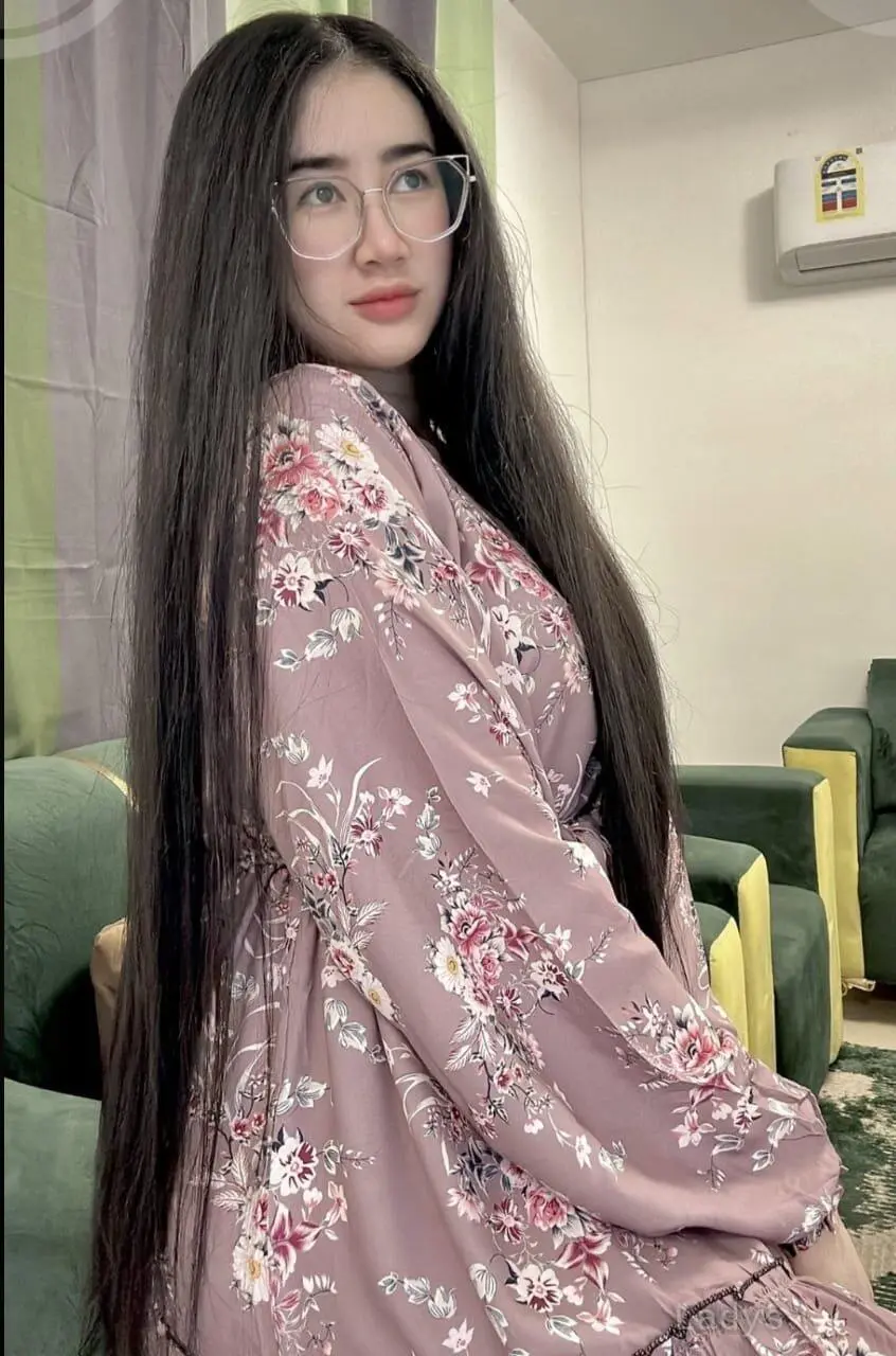 Hannie, 25 years old Sohar escort girl with big tits, height 168 sm, Weight  kg