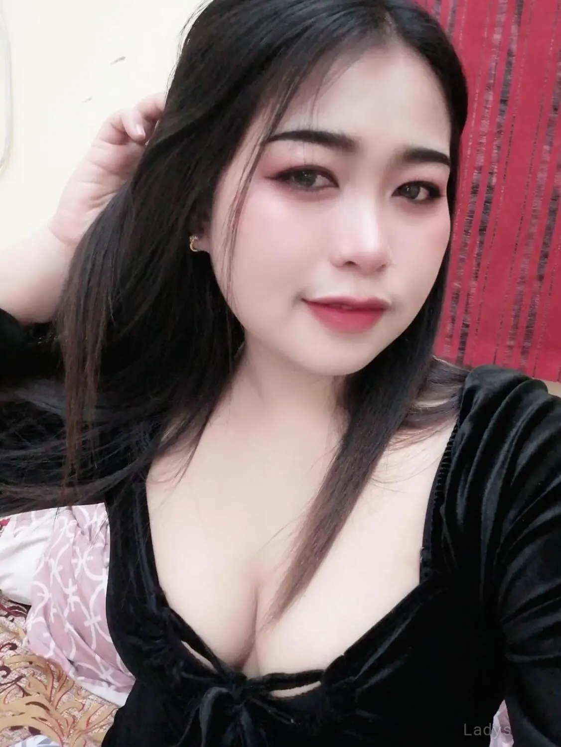 Minny, 24 years old Sohar escort girl with big tits, height 155 sm, Weight kg