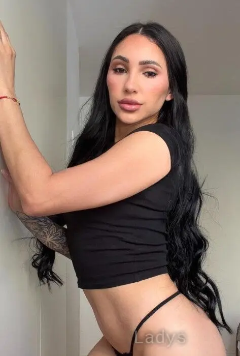 Clara, 24 years old Split escort girl with big tits, height 160 sm, Weight 57 kg