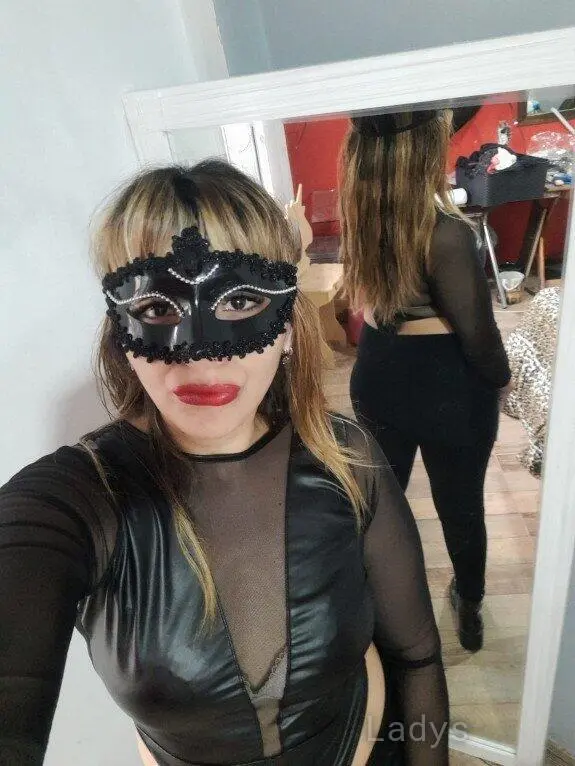 Laurianne, 29 years old Split escort girl with big tits, height 170 sm, Weight  kg