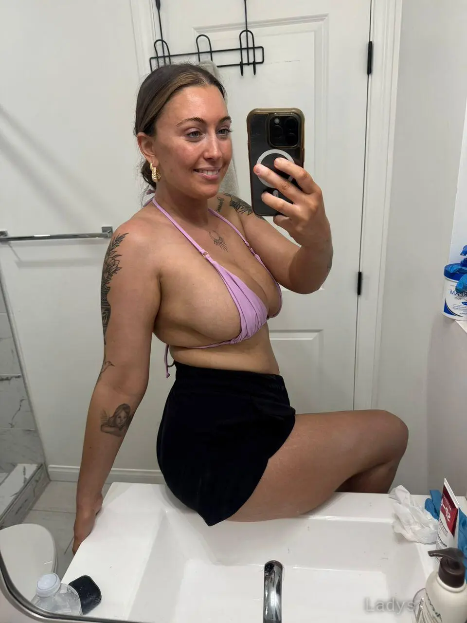 Maddie Ryla, 28 years beautiful nude Staten Island escorts girl, height 159 sm, Weight 49 kg
