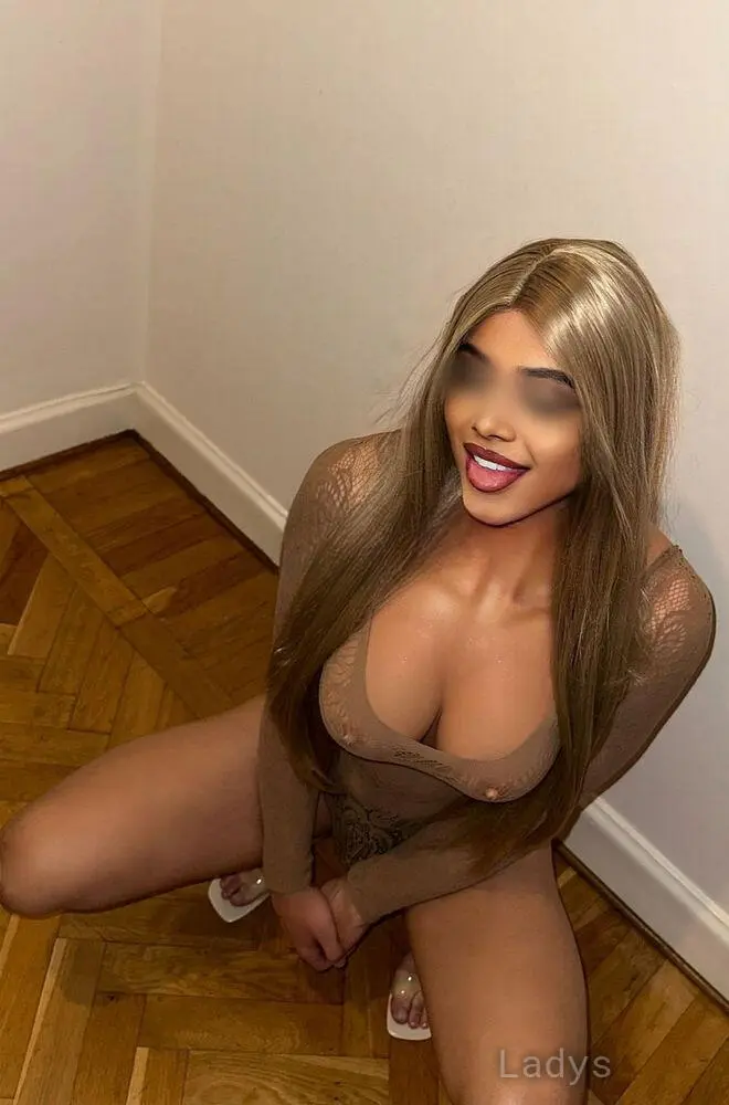 Ivy, 18 years beautiful nude Stockholm escorts girl, height 178 sm, Weight 60 kg