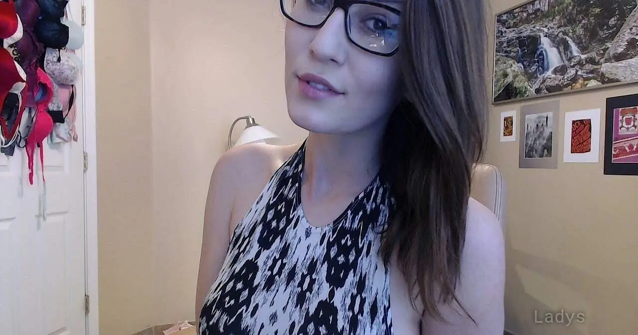 dispo pour des rencontres, 28 years beautiful nude Strassen escorts girl, height 169 sm, Weight 67 kg