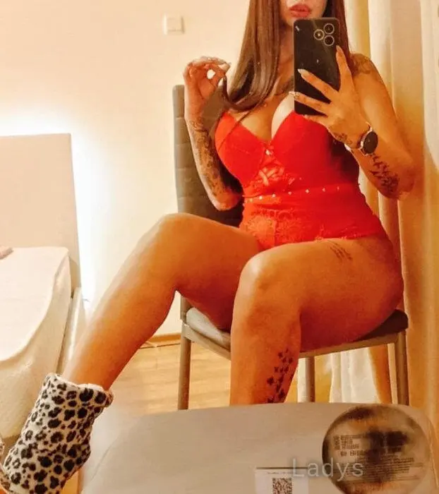 Stella, 28 years beautiful nude Sunny Beach escorts girl, height 165 sm, Weight 57 kg