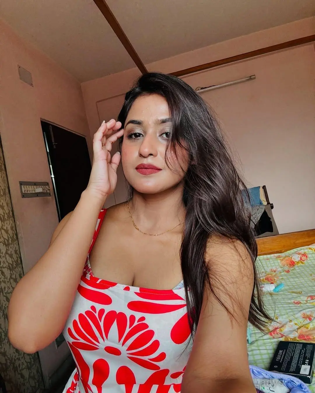 Divyanshi, 23 years old Surat escort girl with big tits, height 154 sm, Weight  kg