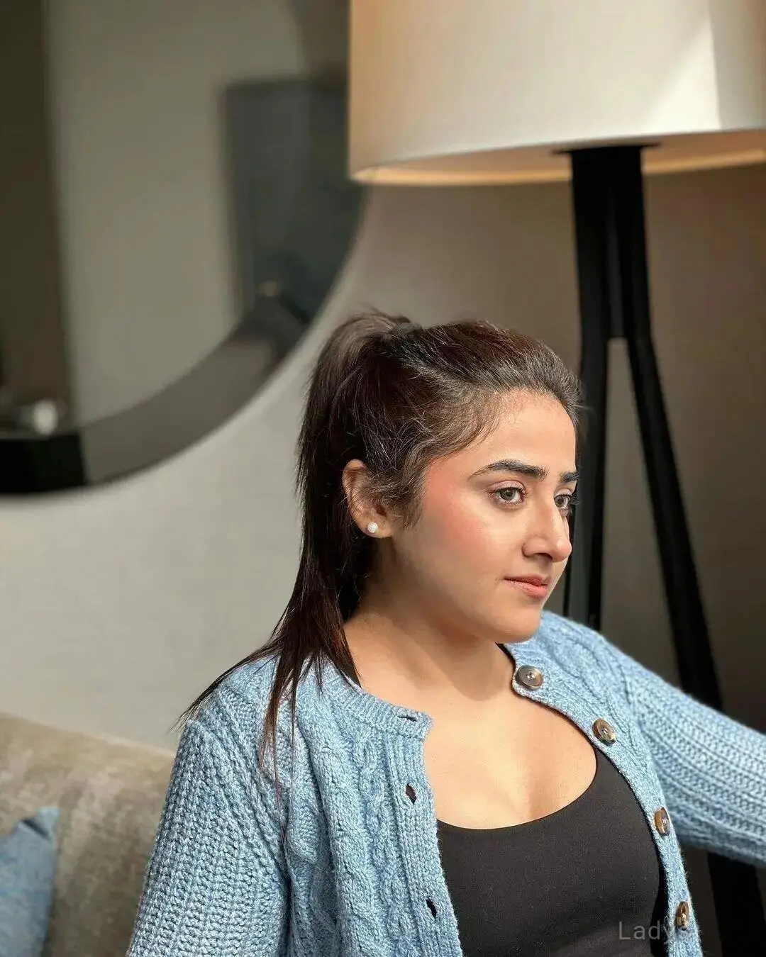 Sivani, 23 years old Surat escort girl with big tits, height 154 sm, Weight kg