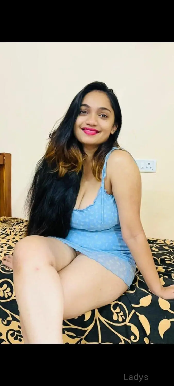 Damini, 21 years beautiful nude Surat escorts girl, height 153 sm, Weight kg