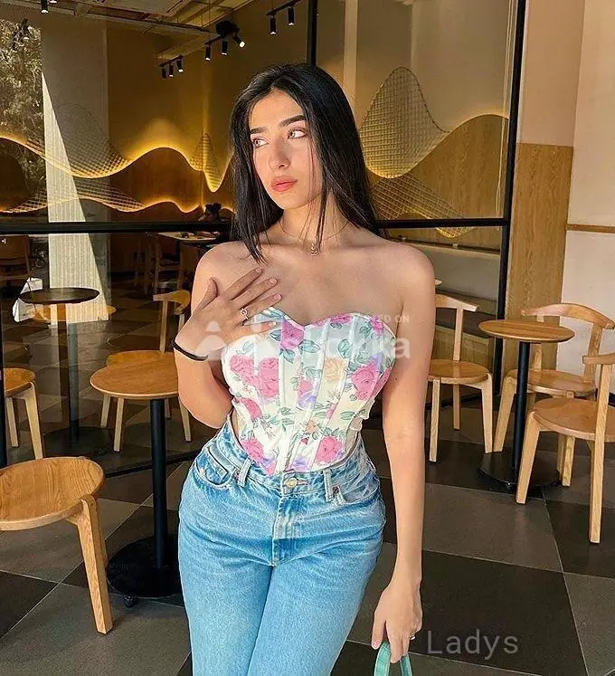 Joshi, 24 years beautiful nude Surat escorts girl, height 170 sm, Weight kg