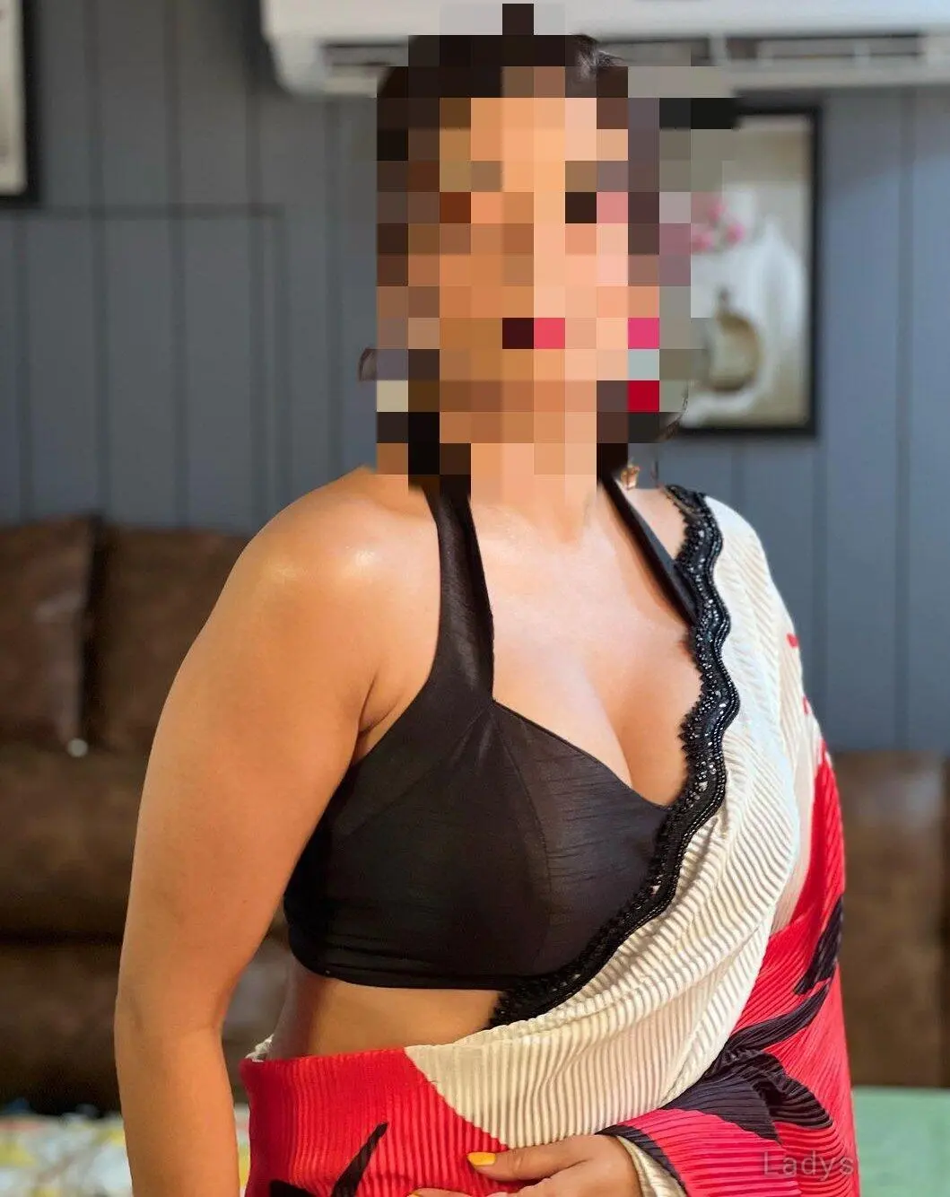 Lucia, 29 years beautiful nude Surat escorts girl, height 158 sm, Weight  kg