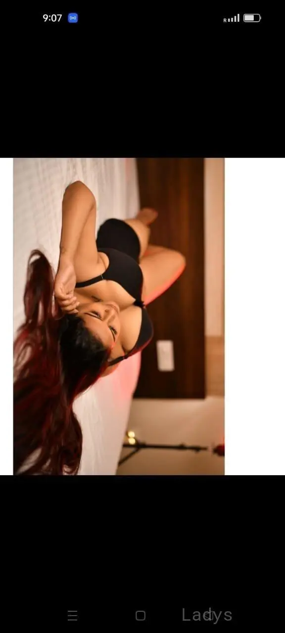 Mahi, 20 years beautiful nude Surat escorts girl, height 168 sm, Weight  kg