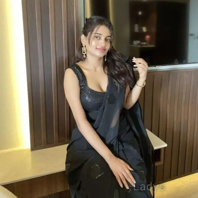 Priya Sharma, 25 years beautiful nude Surat escorts girl, height 170 sm, Weight  kg