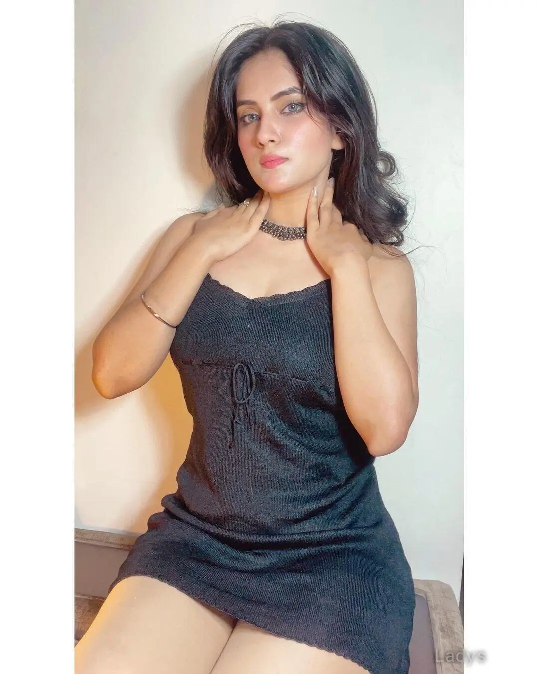 Ragini, 26 years beautiful nude Surat escorts girl, height 154 sm, Weight kg