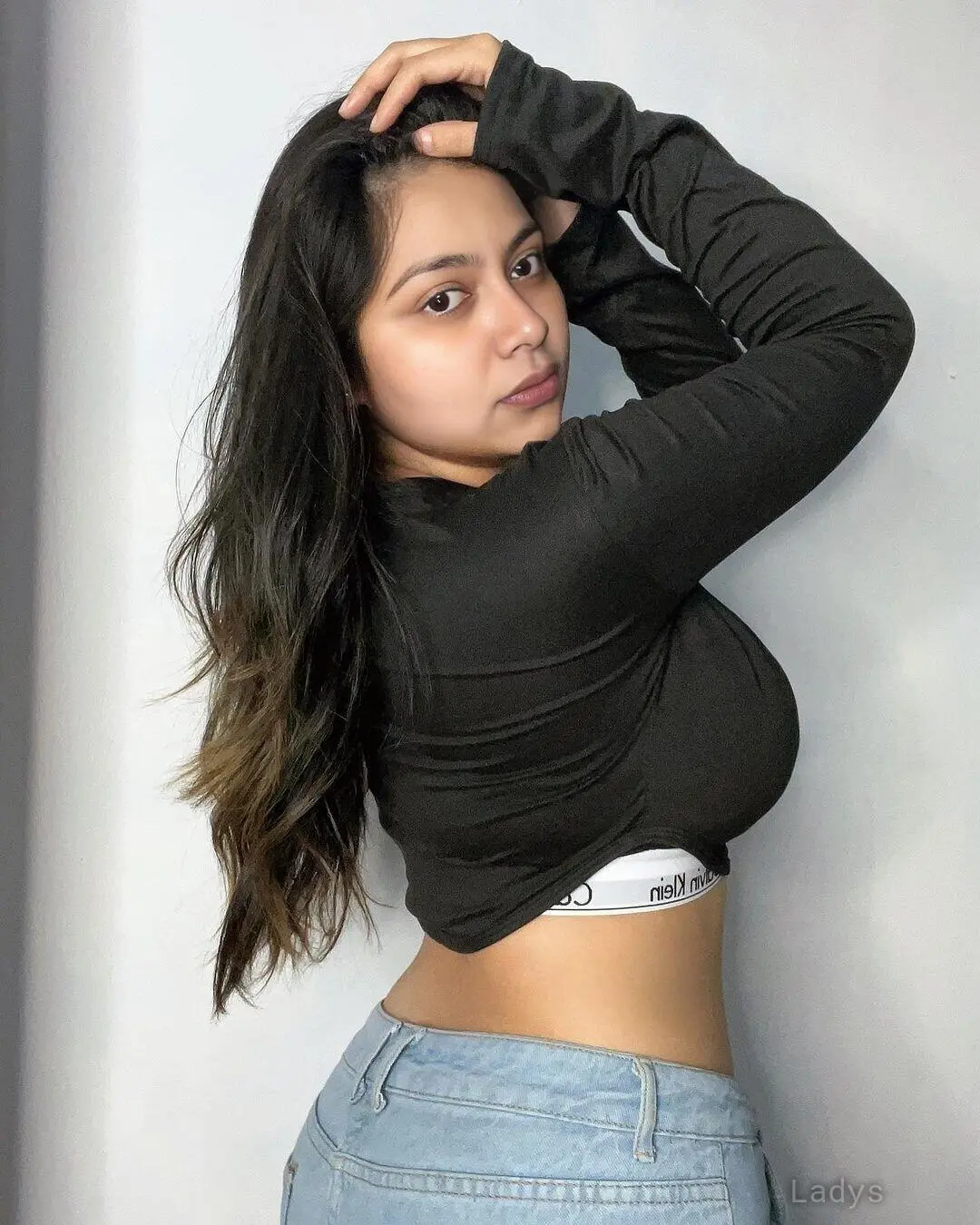 Safiya, 25 years beautiful nude Surat escorts girl, height 168 sm, Weight  kg