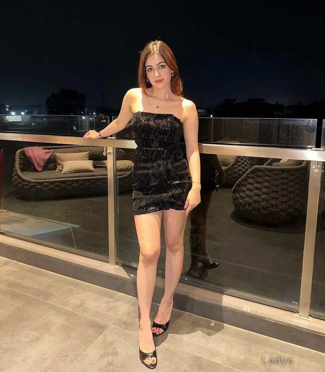 Akshita, 23 years beautiful nude Suzhou escorts girl, height 165 sm, Weight kg