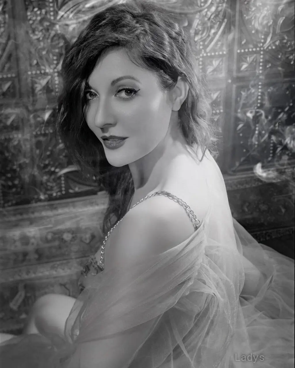 Tammy Quinn, 25 years beautiful nude Sydney escorts girl, height 166 sm, Weight 56 kg