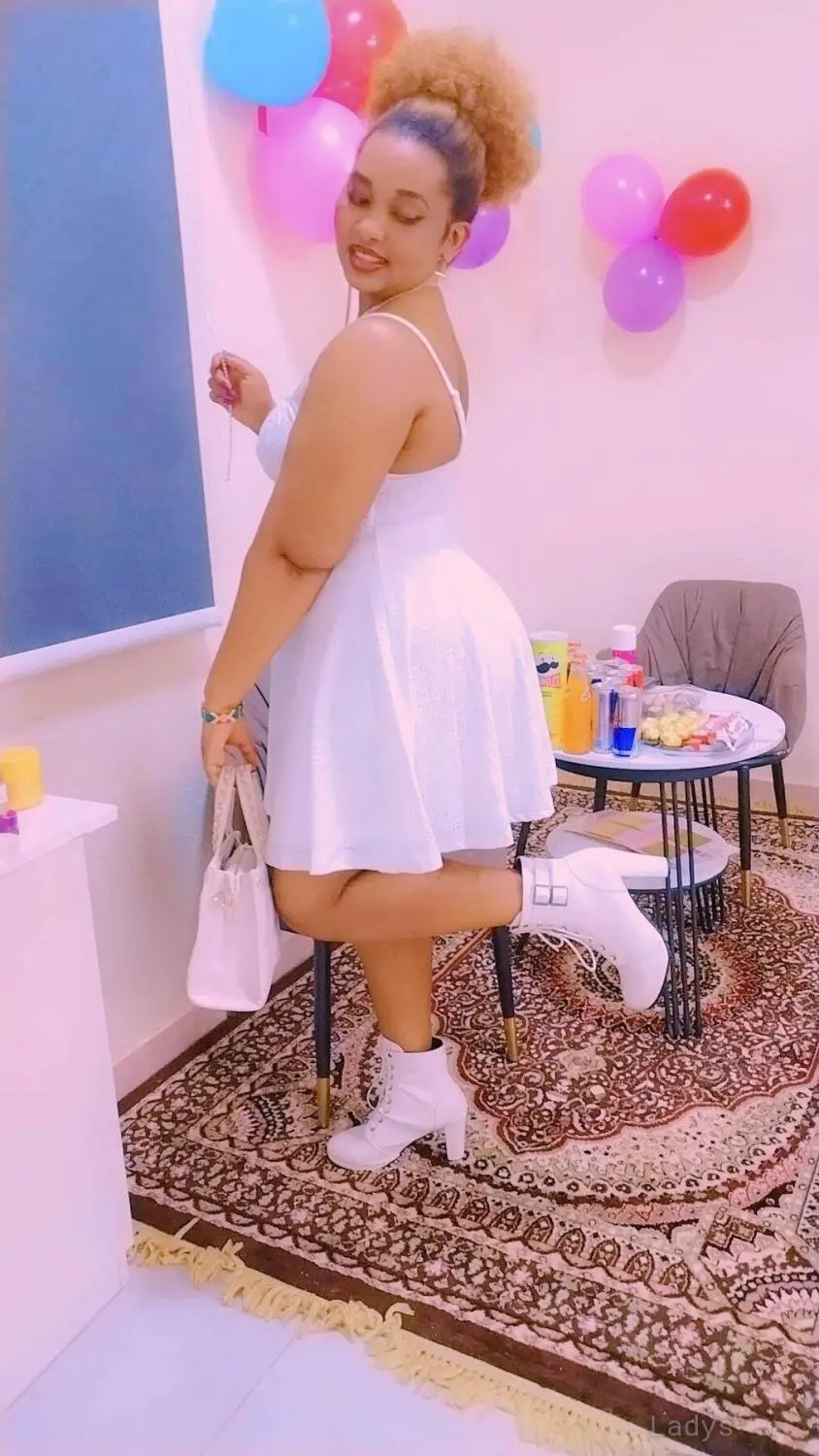 Anny, 25 years old Tabouk escort girl with big tits, height 170 sm, Weight  kg