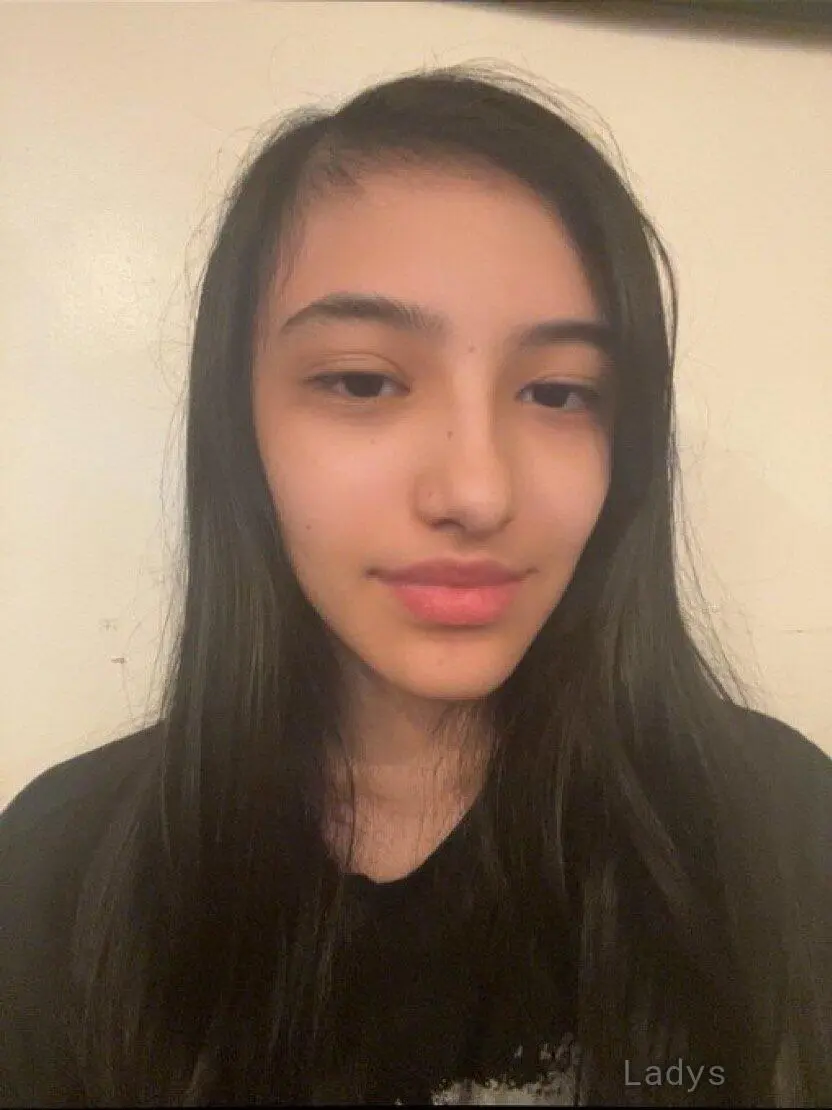 Nicki, 25 years beautiful nude Tabouk escorts girl, height  sm, Weight  kg