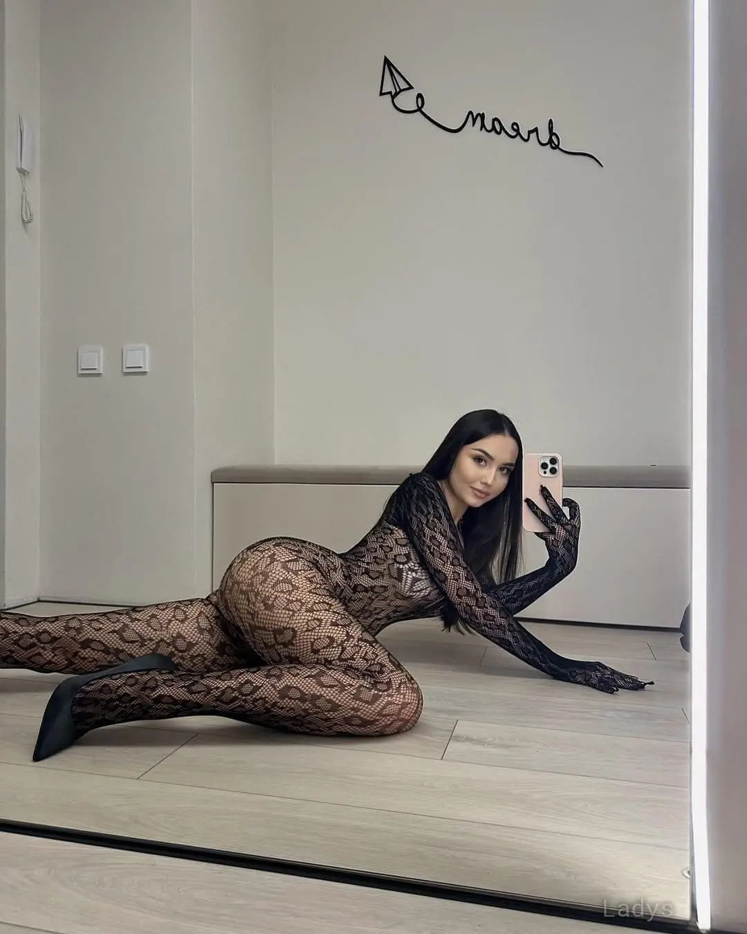 Linsa, 25 years old Tabuk escort girl with big tits, height 165 sm, Weight kg