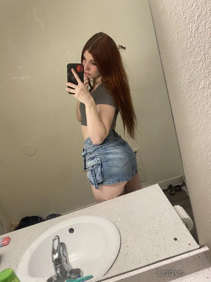Kyla, 26 years old Taif escort girl with big tits, height 155 sm, Weight  kg