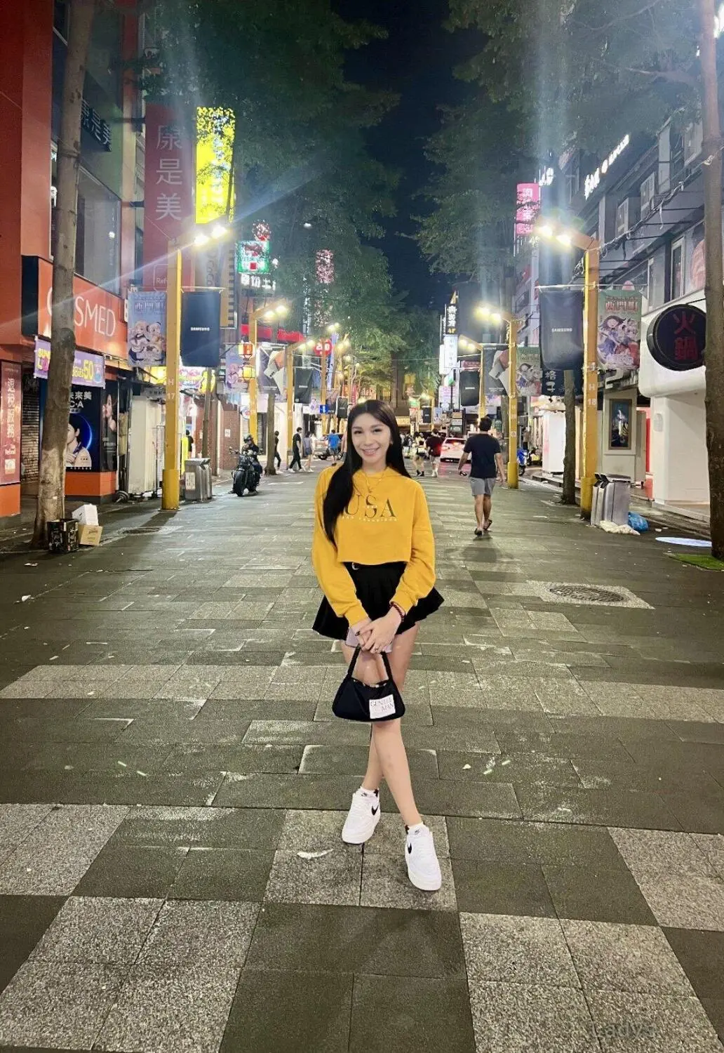 Felis, 23 years asian escorts girl, height 165 sm, Weight  kg, Taipei eacort