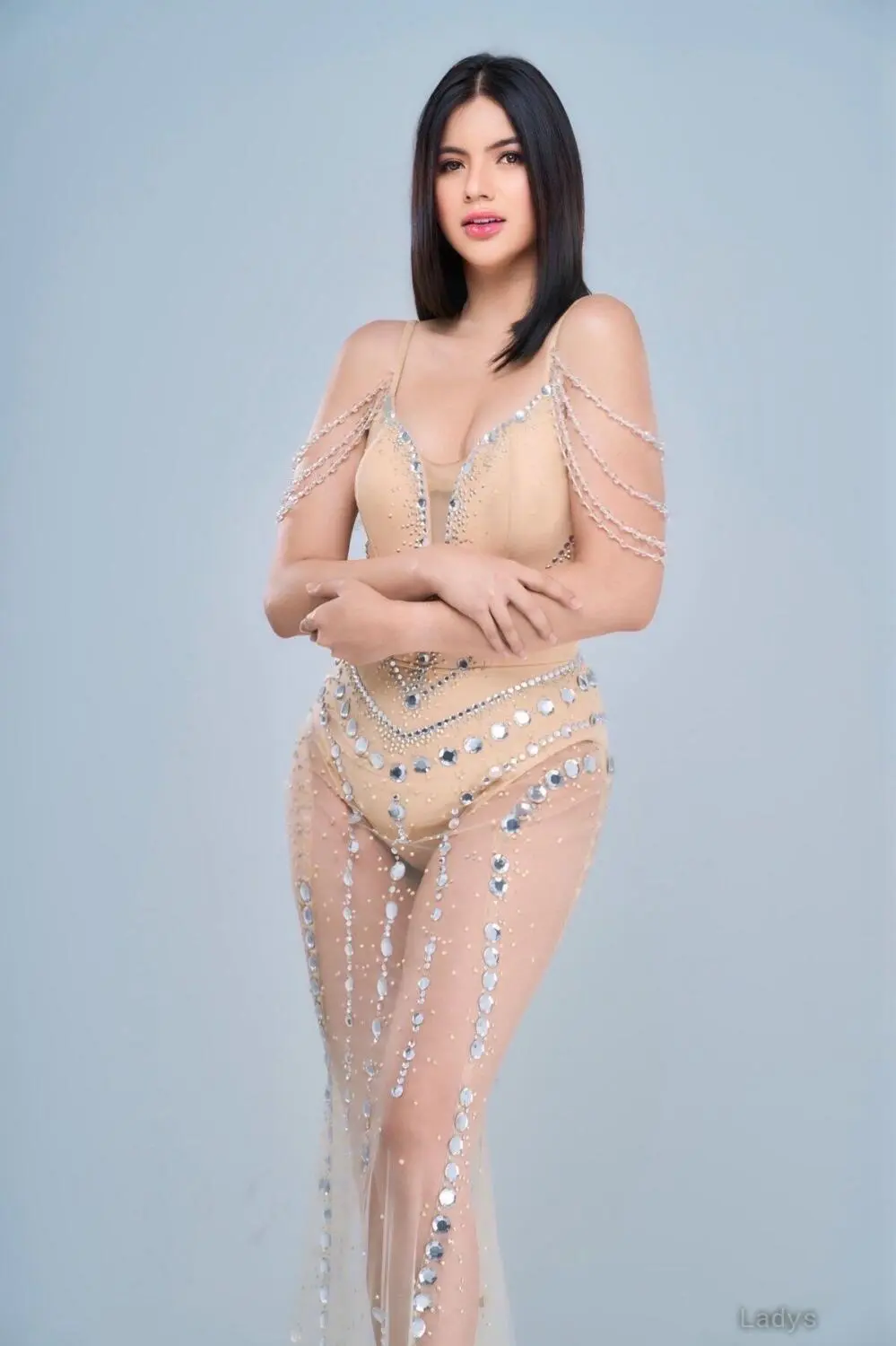 Kath, 24 years old Taipei escort girl with big tits, height 175 sm, Weight kg