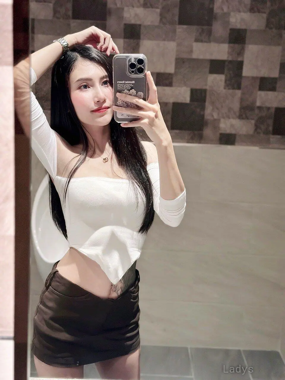 Poppy Ximending, 25 years old Taipei escort girl with big tits, height 160 sm, Weight kg
