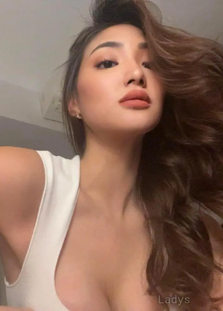 Cheyenne, 25 years beautiful nude Taipei escorts girl, height 165 sm, Weight  kg