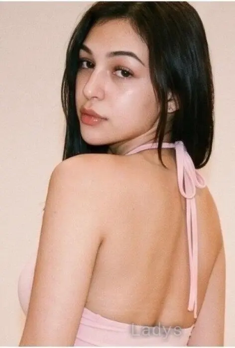 Harper, 25 years beautiful nude Taipei escorts girl, height 162 sm, Weight 47 kg
