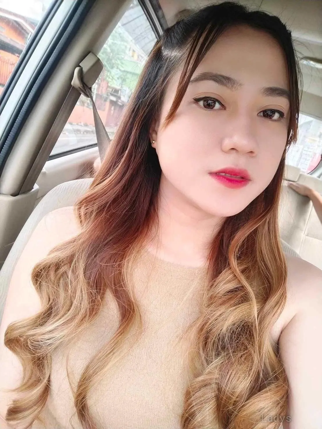 Rose, 23 years beautiful nude Taipei escorts girl, height 168 sm, Weight  kg