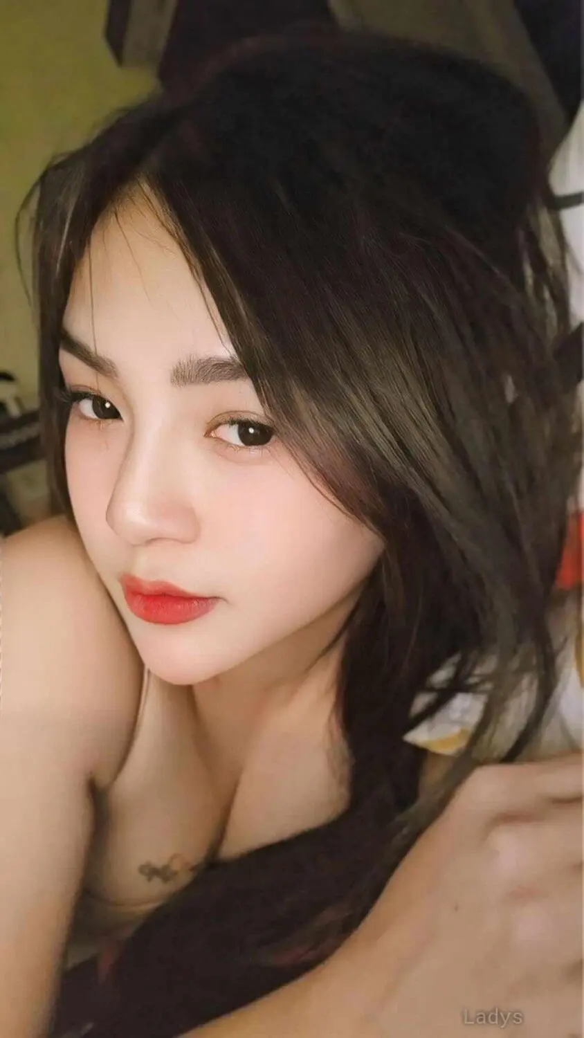 Shane, 22 years beautiful nude Taipei escorts girl, height 162 sm, Weight kg